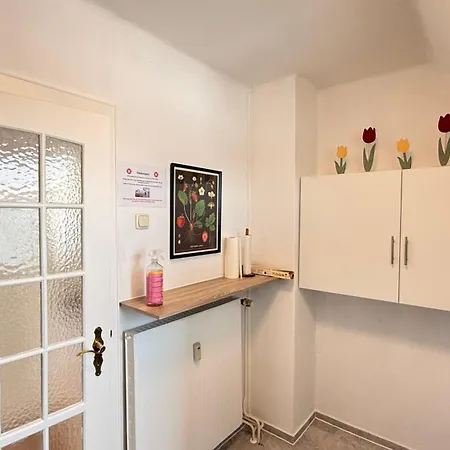 Hugos Nest Moderne In Mit Arbeitsplatz & Wlan Neumuenster