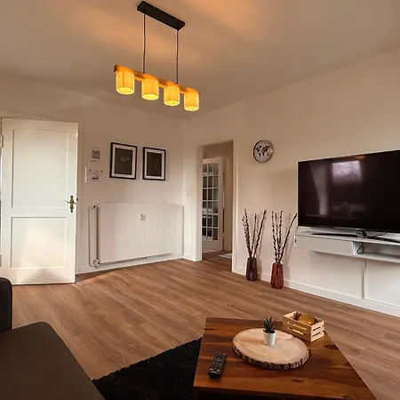 Hugos Nest Moderne In Mit Arbeitsplatz & Wlan