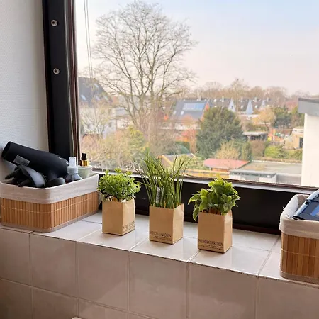 Hugos Nest Wlan & Arbeitsplatz 아파트